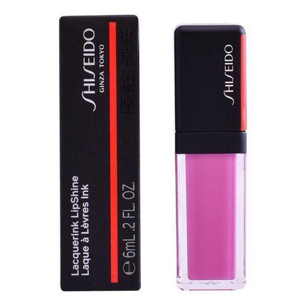 18679_346e30b08b02e5ae3ef54043d1e668ba Shiseido Lacquerink Lipshine 305 Red Flicker 6 ml - Image 1