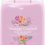Yankee Candle - Hand Tied Blooms Signature Large Jar