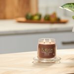 Yankee Candle - Praline & Birch Signature Medium Jar