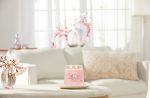 Yankee Candle - Fresh Cut Roses Signature Medium Jar