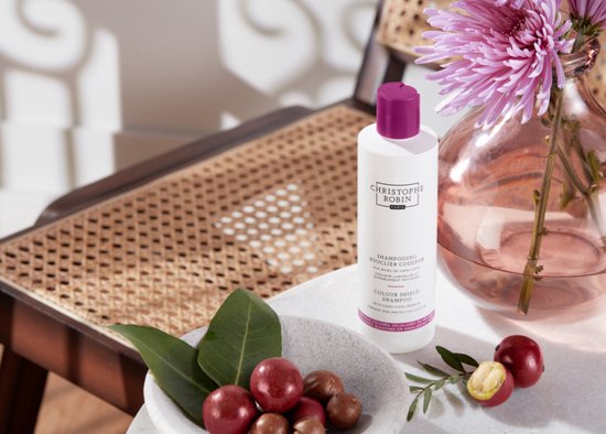 550x394-79 Christophe Robin Colour Shield Shampoo With Camu-Camu Berries 250ml - Image 1