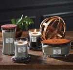 WoodWick Hourglass Medium Geurkaars - Fireside - Image 4