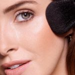 Max Factor Facefinity Matte Powder Bronzer - 001 Light Bronze - Image 4