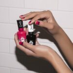 Sally Hansen Miracle Gel Nail Polish - 439|470 Red Eye - Image 3