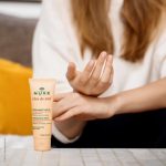 Nuxe Reve De Miel Hand Cream 50 Ml - Image 2