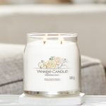 Yankee Candle - Wedding Day Signature Medium Jar