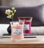 Woodwick Wild Berry & Beets Medium Candle - Geurkaars - Image 4