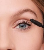 Bourjois Twist Up The Volume Mascara 002 Ultra Brown - Image 4