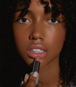 MÁDARA Velvet Wear Matte Cream Lipstick #34 Whisper - shea butter - vegan - Image 3