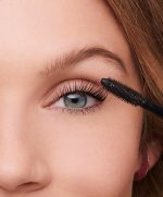 Bourjois Twist Up Mascara 003 Black 8 ml - Image 4