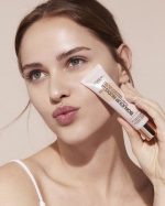 L'Oréal Paris Bonjour Nudista BB cream - 04 Medium Fonce - Medium/Dark - Image 3