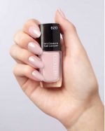 Artdeco - Art Couture Nail Laquer / Nagellak - 10ml - 620 Sheer Rose - Image 2