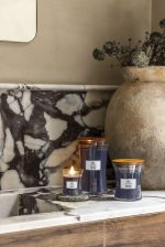 WoodWick Hinoki Dahlia Ellipse Candle - Image 3