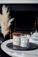 WoodWick Geurkaars Medium Warm Wool 275 gr - Image 2