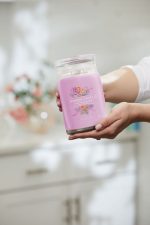 Yankee Candle - Hand Tied Blooms Signature Large Tumbler - Image 2