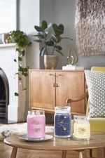 Yankee Candle - Hand Tied Blooms Signature Large Tumbler - Image 3
