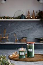 WoodWick - Mint Leaves & Oak Medium Candle - Image 3