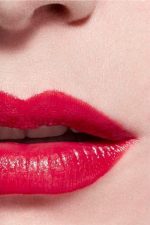 Chanel Rouge Coco Ultra Hydrating Lip Colour 3 5gr - Image 3
