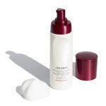 Shiseido Defend Skincare Complete Cleansing Microfoam 180 Ml - Image 2