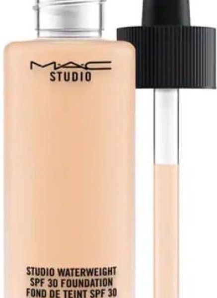 MAC Studio Waterweight Foundation NC25 30 ml