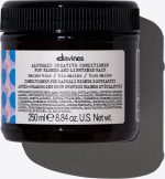 Conditioner for Blonde or Graying Hair Davines Alchemic Marine Blue 250 ml - Image 2