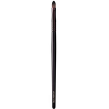 554125_secret_camouflage_brush_kosmeticky_stetec_na_korektor Secret Camouflage Brush - Kosmetický štětec na korektor - Image 1