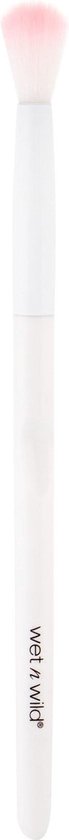 69x840-2 Wet N Wild Brushes - Cosmetic Eye Shadow Brush 1 Pcs - Image 1