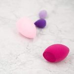 MIMO Olive-Shaped Blending Sponge Pink 38x65mm - Image 3
