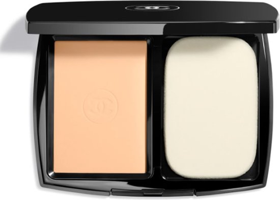 Chanel Ultra Le Teint Compact Spf15 B30