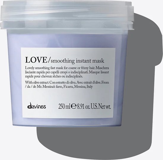 550x538-82 Davines Essential Haircare LOVE Smoothing Instant Mask 250ml - Image 1
