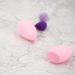 MIMO Olive-Shaped Blending Sponge Light Pink 38x65mm - Image 3