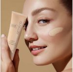 Artdeco - Light Luminous Foundation - Vloeibare foundation - 45 Cool Gentle Mahogany - Image 2