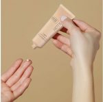 Artdeco - Light Luminous Foundation - Vloeibare foundation - 08 Neutral Porcelain - Image 4