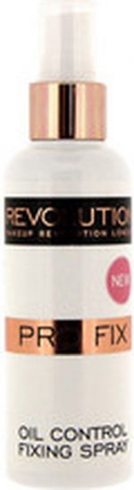 Makeup Revolution - Matte Fix Oil Control Fixing Spray - Image 3