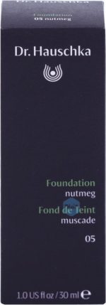 Dr. Hauschka - Foundation - 05 Chestnut
