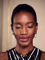 Max Factor Masterpiece Nude Palette Oogschaduw - 002 Golden Nudes - Image 2
