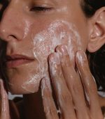 MÁDARA Acne Sebum Control Clear Skin Wash - 140 ml - tegen mee eters - Image 3