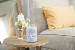 Yankee Candle - A Calm & Quiet Place Signature Large Jar - Image 2