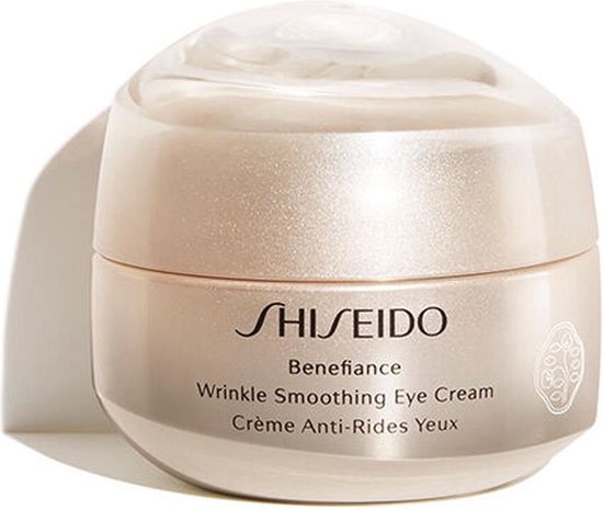 550x465-5 Shiseido Benefiance Wrinkle Smoothing Eye Cream Oogcrème - 15 ml - Image 1