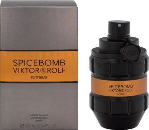 Viktor  Rolf Spicebomb Extreme Eau De Parfum Spray 90 ml for Men - Image 4