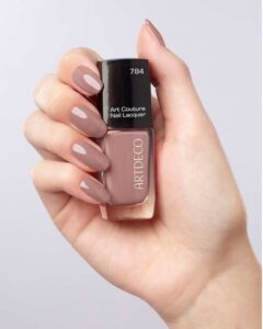 Artdeco - Art Couture Nail Lacquer / Nagellak 10 ml - 784 Classic Rose - Image 2