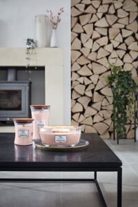 WoodWick Geurkaars Ellipse Pressed Blooms & Patchouli 454 gr - Image 2