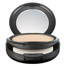 NitxYmJuZ2wwaThpaklYMElHTzF4SlJWQVo0PQ Matting Powder and Make-Up Studio Fix (Powder Plus Foundation - Make-up ) 15 g - Image 1