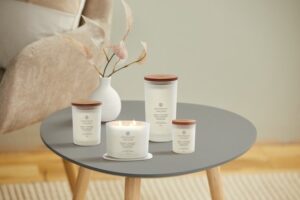 Chesapeake Bay Peace & Tranquility - Cashmere Jasmine 3-Wick Candle - Image 4