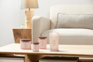 Chesapeake Bay Stillness & Purity - Rose Water Large Candle - Image 3