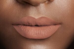 L'Oréal Paris Rouge Signature Lippenstift - 116 I Explore - Nude - Matte Vloeibare Lipstick - Image 4