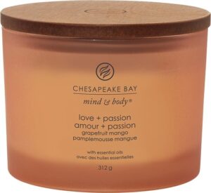 Chesapeake Bay Love & Passion - Grapefruit Mango 3-Wick Candle - Image 4
