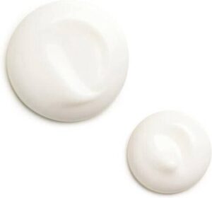 Bright Plus Anti-dark Spot Moisturizing Emulsion By Clarins 75 Ml - Image 4