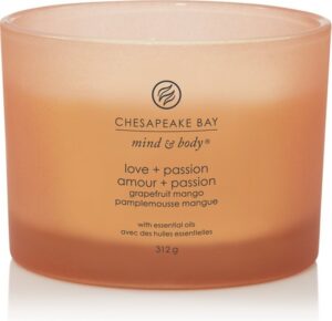 Chesapeake Bay Love & Passion - Grapefruit Mango 3-Wick Candle - Image 2