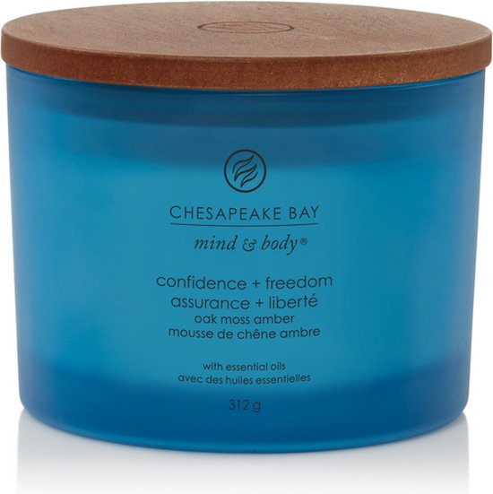 550x551-269 Chesapeake Bay Confidence & Freedom - Oak Moss Amber 3-Wick Candle - Image 1